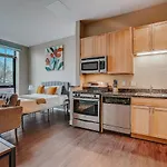 Frontdesk Minneapolis Grand Apts Downtown